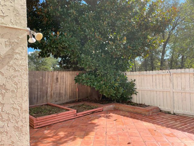 12315 Glenview Drive, Montgomery, TX 77356