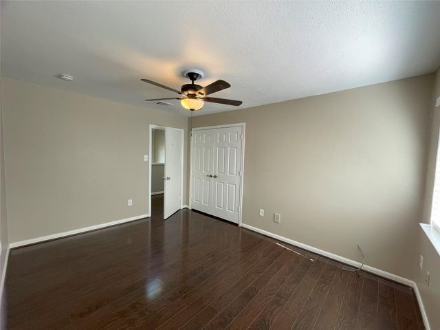 12315 Glenview Drive, Montgomery, TX 77356