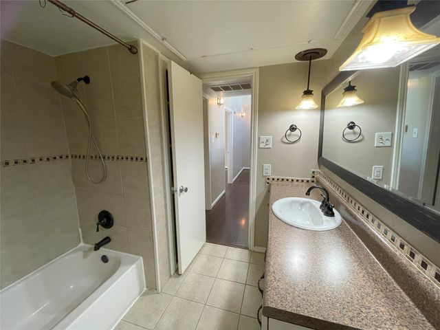 12315 Glenview Drive, Montgomery, TX 77356