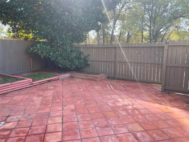 12315 Glenview Drive, Montgomery, TX 77356