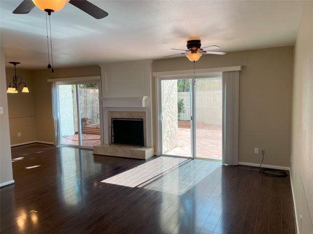 12315 Glenview Drive, Montgomery, TX 77356