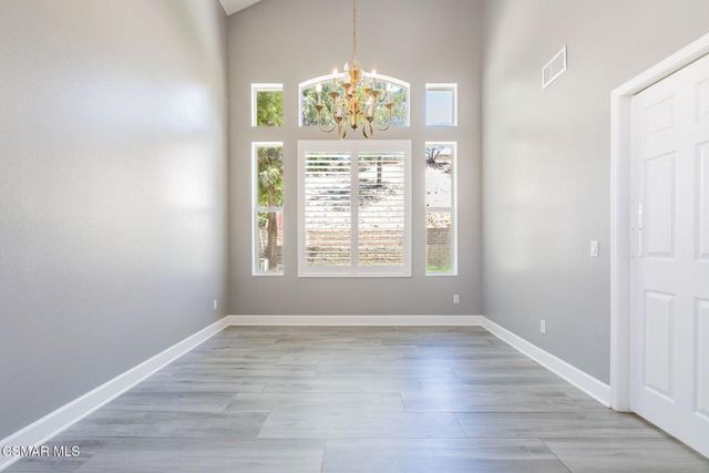 15621 Harte Lane, Moorpark, CA 93021