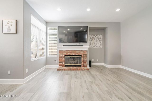 15621 Harte Lane, Moorpark, CA 93021
