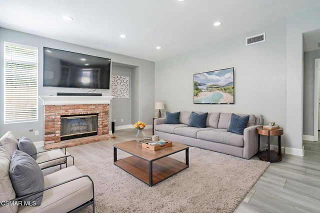 15621 Harte Lane, Moorpark, CA 93021
