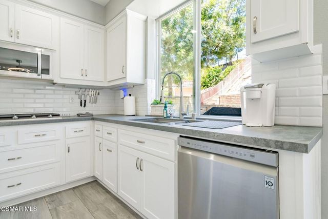 15621 Harte Lane, Moorpark, CA 93021