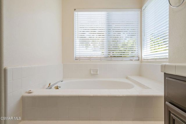 15621 Harte Lane, Moorpark, CA 93021