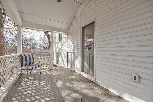 6619 W 77TH Terrace, Overland Park, KS 66204