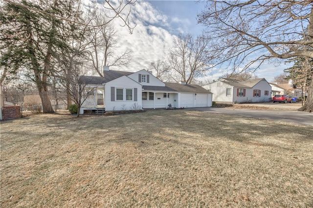 6619 W 77TH Terrace, Overland Park, KS 66204