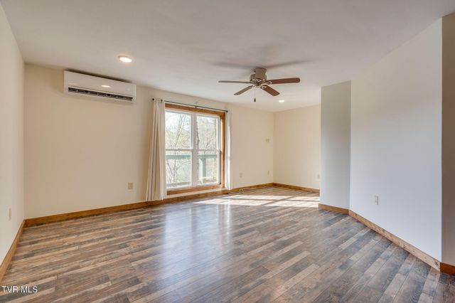 1065 Piercetown Road, Butler, TN 37640