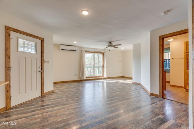 1065 Piercetown Road, Butler, TN 37640