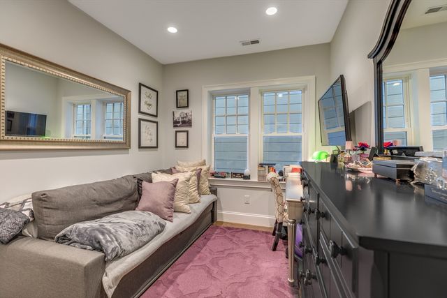 141 W 6th Street 1, Boston, MA 02127