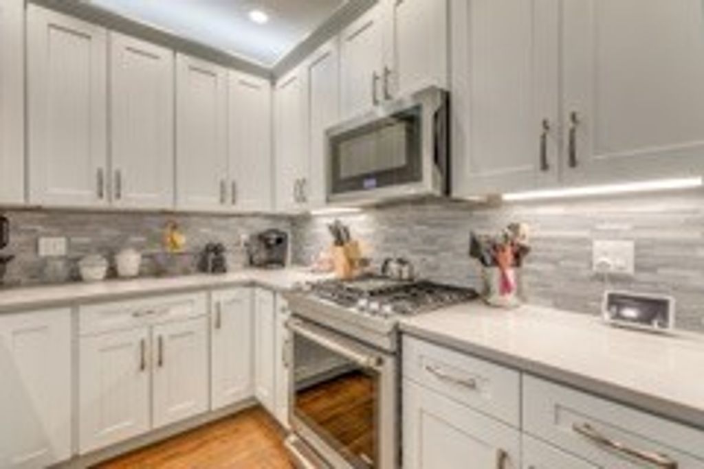 141 W 6th Street 1, Boston, MA 02127