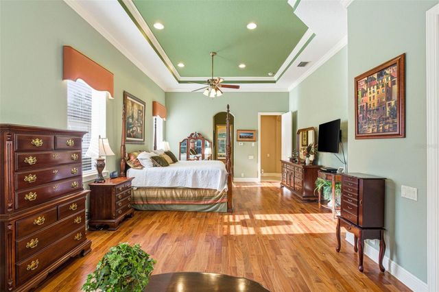 8453 DUNHAM STATION DRIVE, Tampa, FL 33647