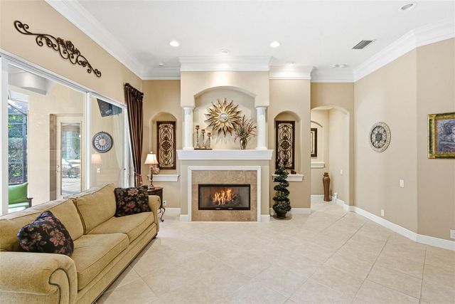 8453 DUNHAM STATION DRIVE, Tampa, FL 33647