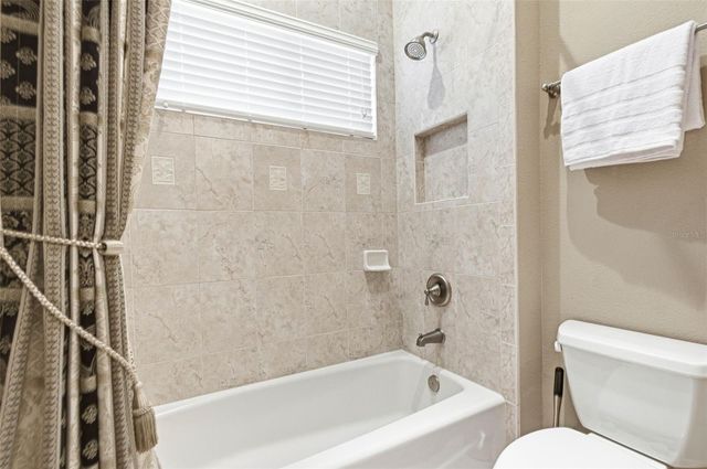 8453 DUNHAM STATION DRIVE, Tampa, FL 33647