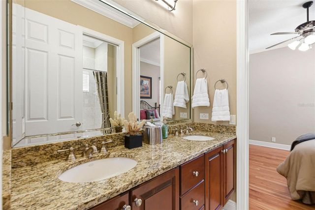 8453 DUNHAM STATION DRIVE, Tampa, FL 33647