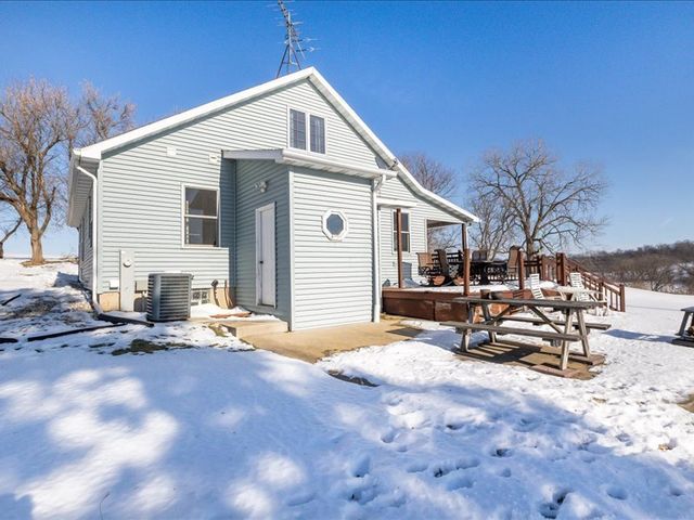 9257 N Veta Grande Road, Scales Mound, IL 61075