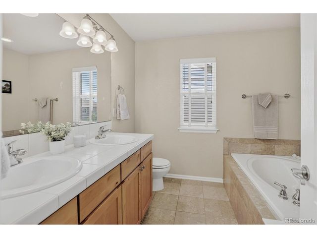 12850 Roslyn St, Thornton, CO 80602