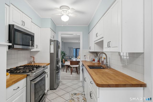 1 Coach Drive 1, Southington, CT 06489