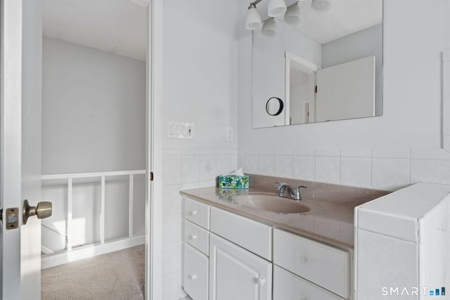 1 Coach Drive 1, Southington, CT 06489