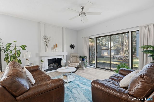 1 Coach Drive 1, Southington, CT 06489