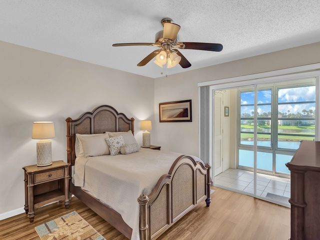31 Vista Gardens Trail 206, Vero Beach, FL 32962
