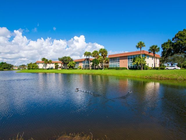 31 Vista Gardens Trail 206, Vero Beach, FL 32962