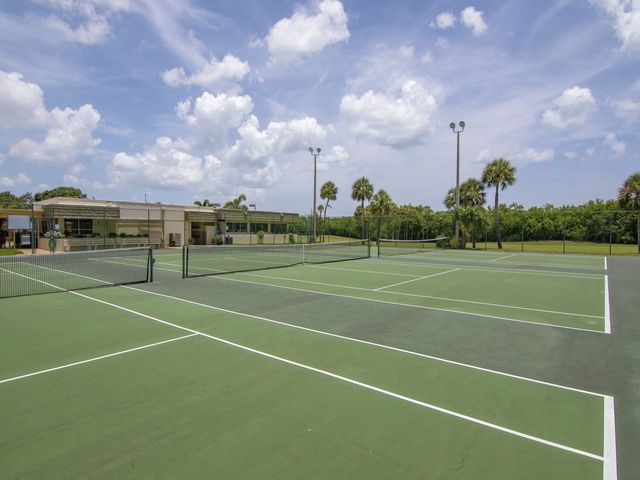 31 Vista Gardens Trail 206, Vero Beach, FL 32962