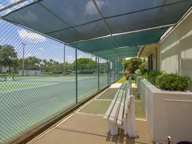 31 Vista Gardens Trail 206, Vero Beach, FL 32962