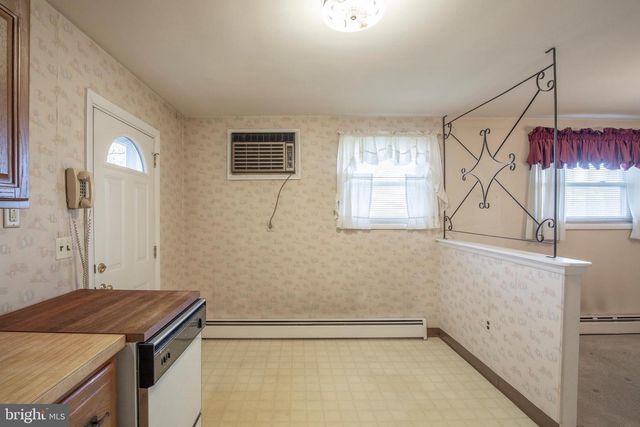 1435 WALNUT ST, Norristown, PA 19401