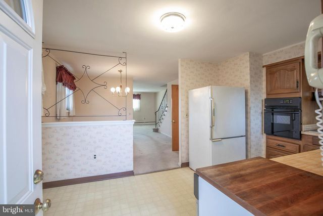 1435 WALNUT ST, Norristown, PA 19401