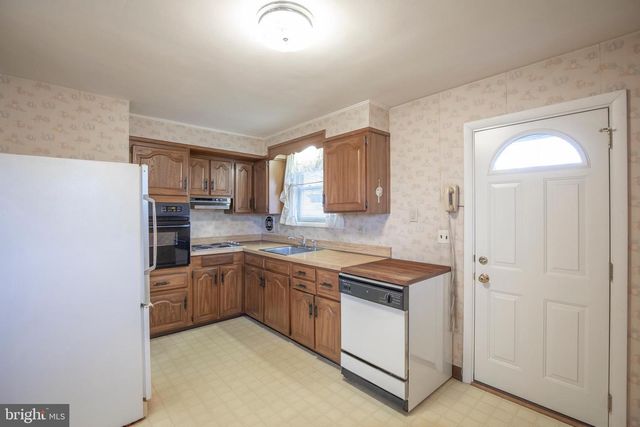 1435 WALNUT ST, Norristown, PA 19401