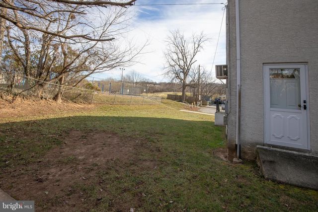 1435 WALNUT ST, Norristown, PA 19401