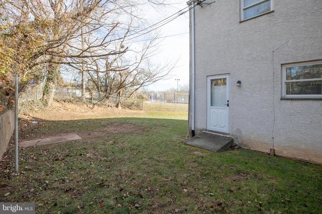 1435 WALNUT ST, Norristown, PA 19401