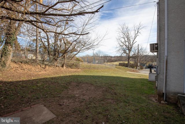 1435 WALNUT ST, Norristown, PA 19401