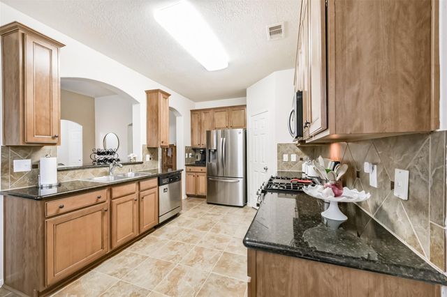 4522 E Meadow Drive, Deer Park, TX 77536