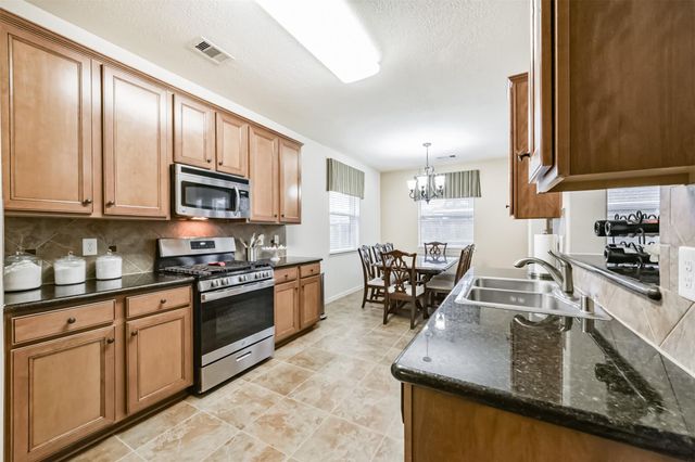 4522 E Meadow Drive, Deer Park, TX 77536