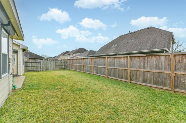 4522 E Meadow Drive, Deer Park, TX 77536