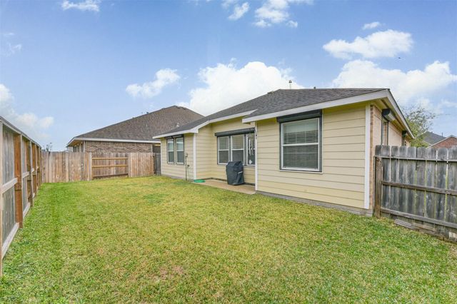 4522 E Meadow Drive, Deer Park, TX 77536