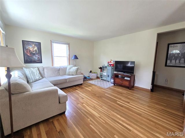 2649 Timberlake Drive, Maryland Heights, MO 63043