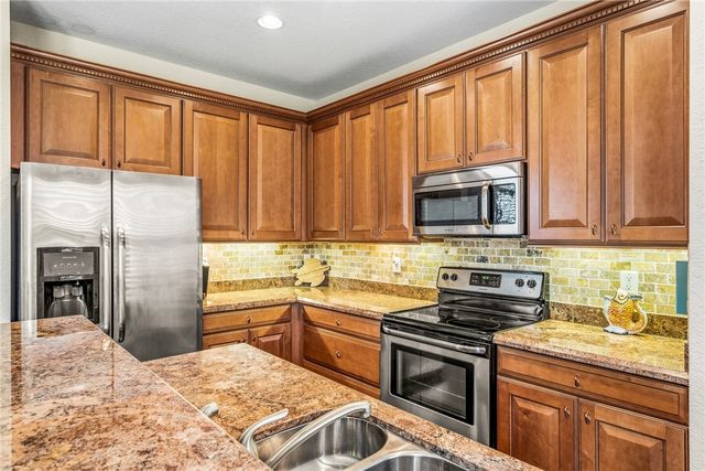 1233 Normandie Way, Vero Beach, FL 32960