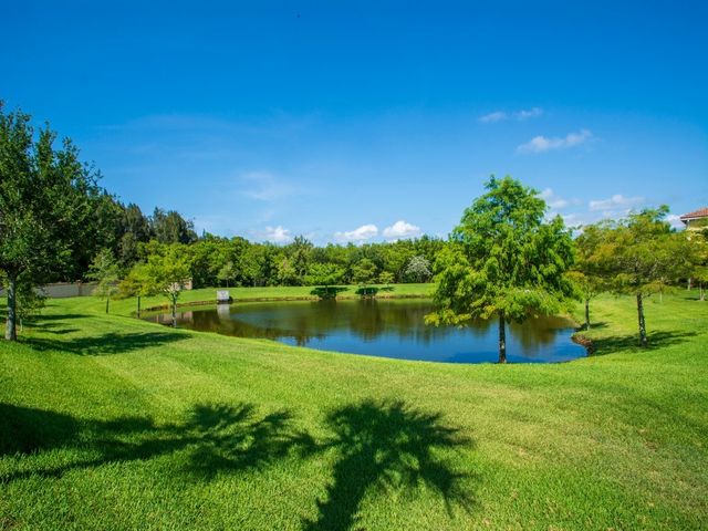1233 Normandie Way, Vero Beach, FL 32960