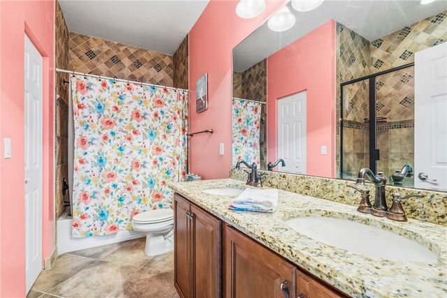 1233 Normandie Way, Vero Beach, FL 32960