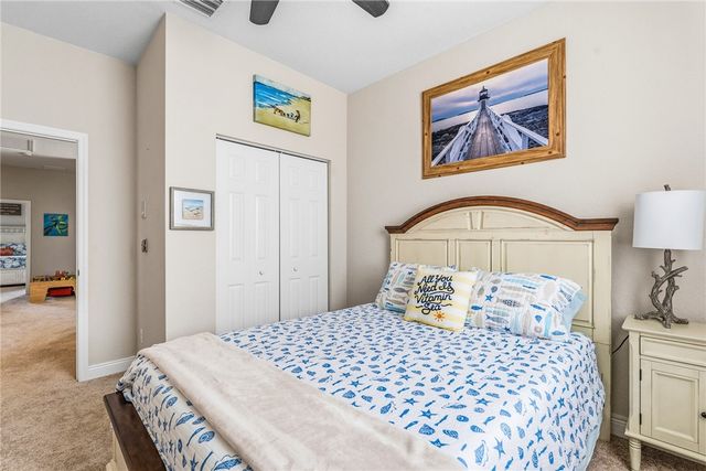 1233 Normandie Way, Vero Beach, FL 32960