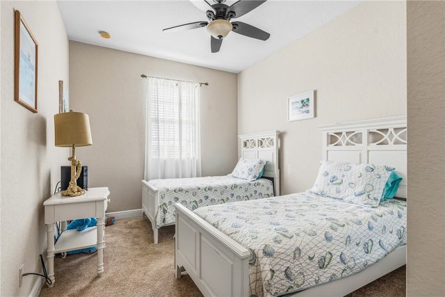 1233 Normandie Way, Vero Beach, FL 32960