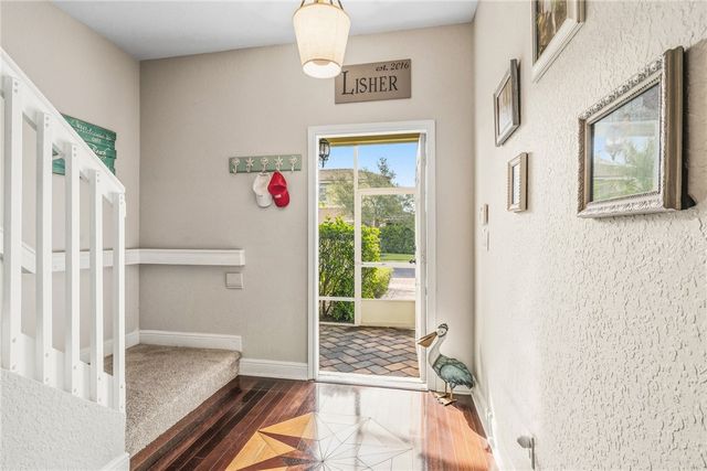 1233 Normandie Way, Vero Beach, FL 32960
