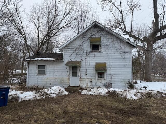 2248 E State Rd 2, Rolling Prairie, IN 46371