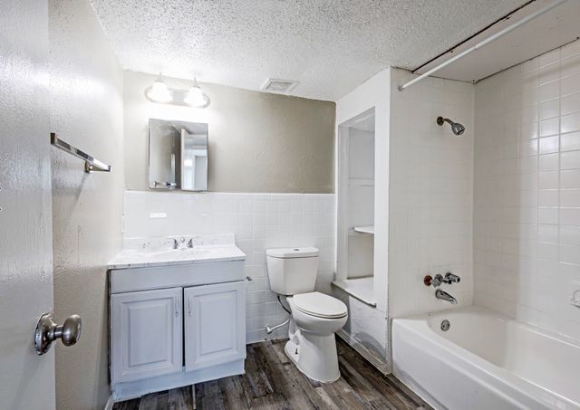 2910 Prichard Lane, Dallas, TX 75227