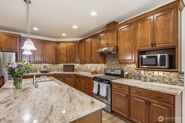 20210 52nd Avenue NW, Stanwood, WA 98292