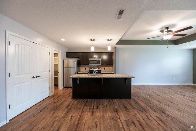 422 Northfield Road, Manhattan, KS 66502